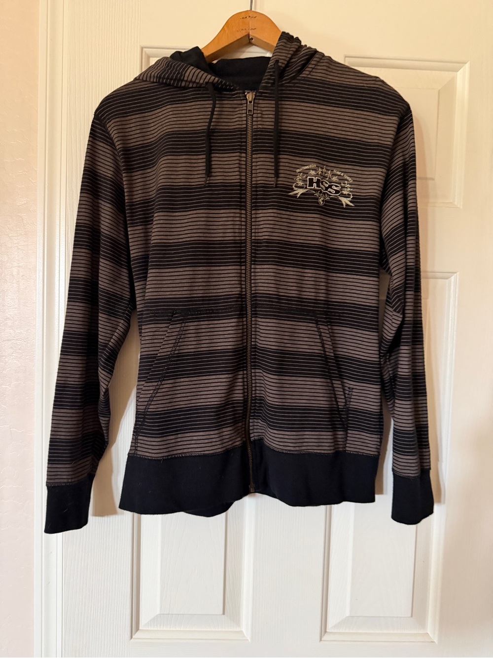 Huntington Surf and Hooded Men’s Zip-up Size Small
